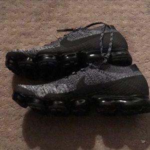 NIKE AIR VAPORMAX FLYKNIT - MEN'S